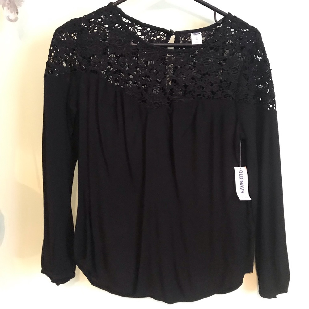 Old Navy top